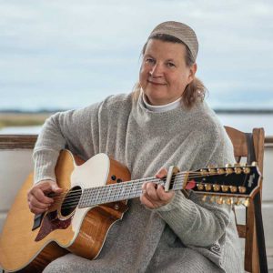 Ilze Grunte /ģitāra/